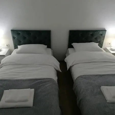Star Apartment